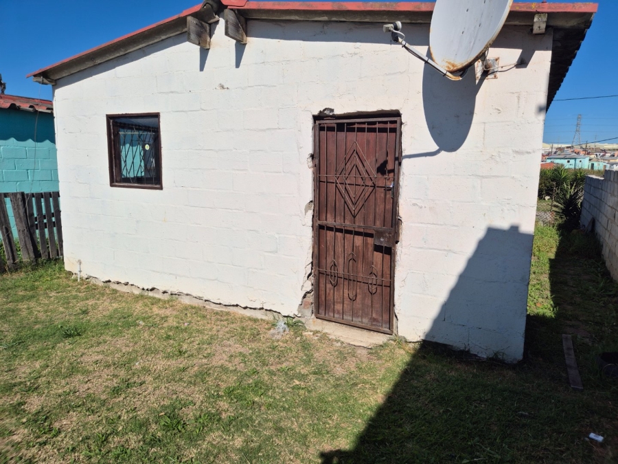 1 Bedroom Property for Sale in Kwazakhele Eastern Cape